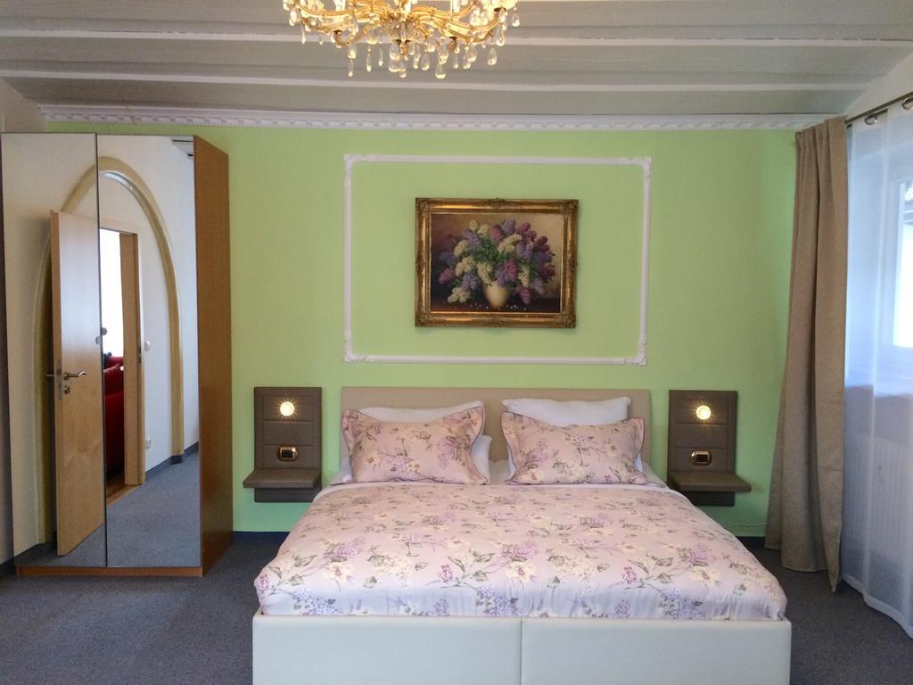 Golden Gapa Central Family Apartment 8 Гармиш-Партенкирхен Стая снимка